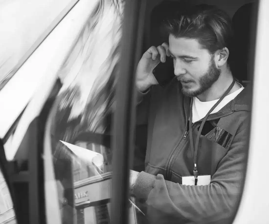 Catchlio working with a local business